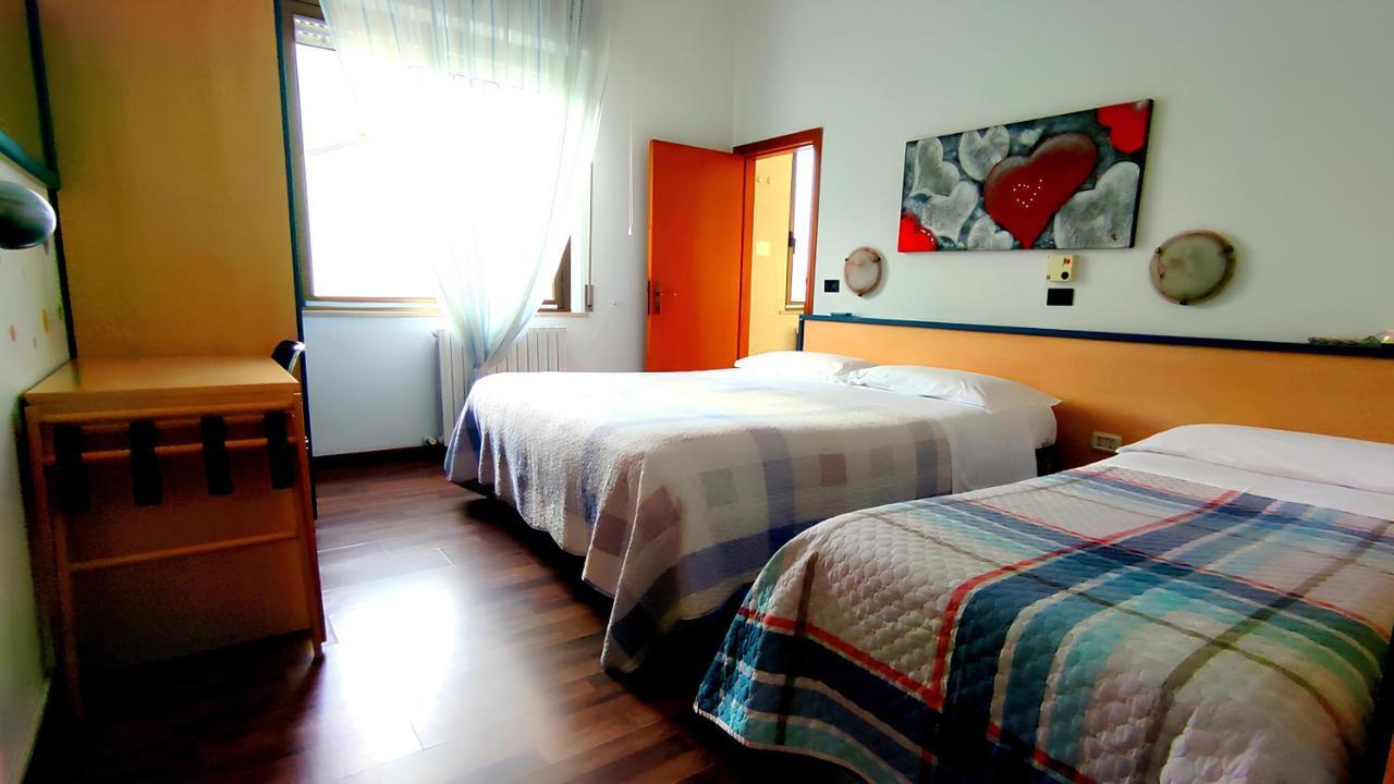 Birilli B&B Civitanova Marche Bagian luar foto
