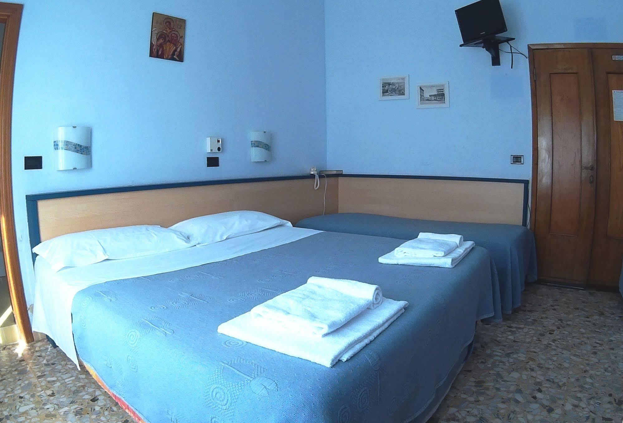 Birilli B&B Civitanova Marche Bagian luar foto